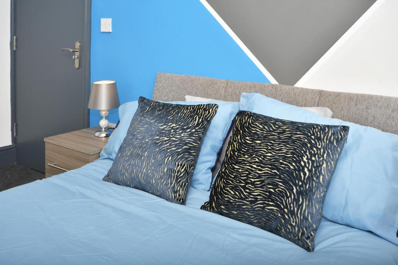 Townhouse @ Chiltern Place Newcastle Under Lyme Silverdale  Екстериор снимка